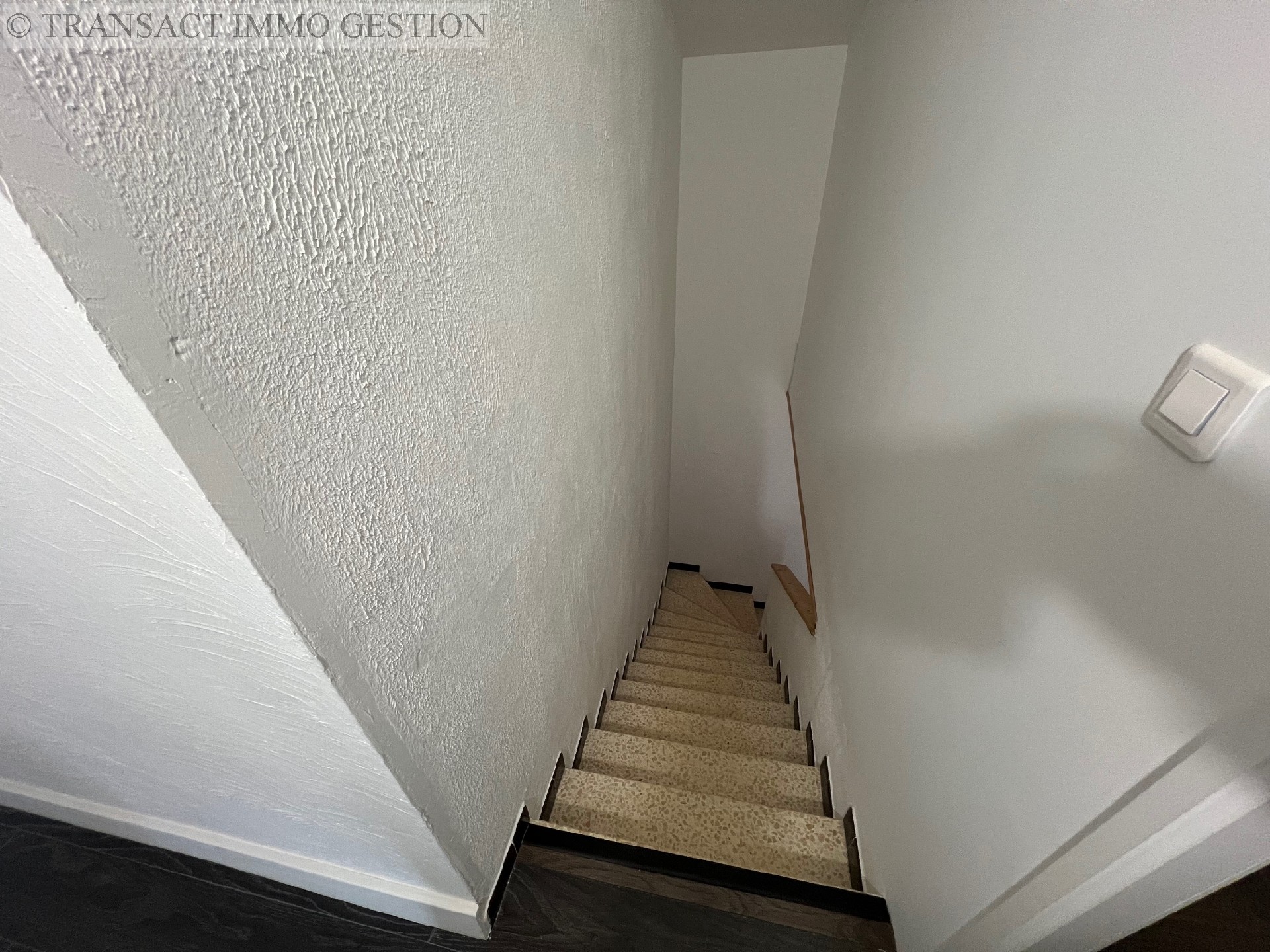 Appartement à vendre, EYGUIERES, 83 m², 3 pièces
